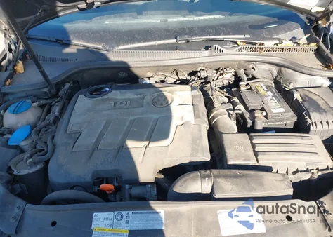 2012 Volkswagen Golf Tdi 4-Door z USA, uszkodzony, nr VIN WVWDM7AJ7CW306927